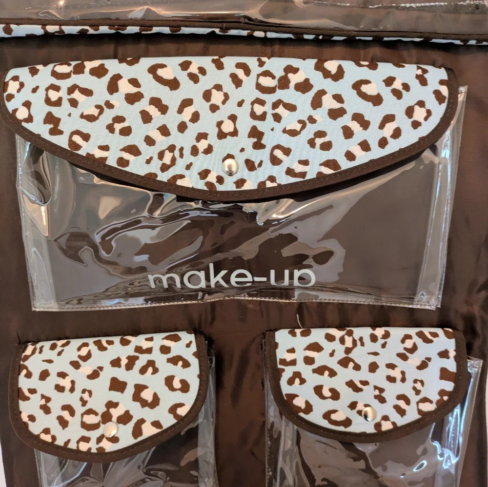Hanging Organizer with Leopard Print Accents Macbeth Collection 18.5
